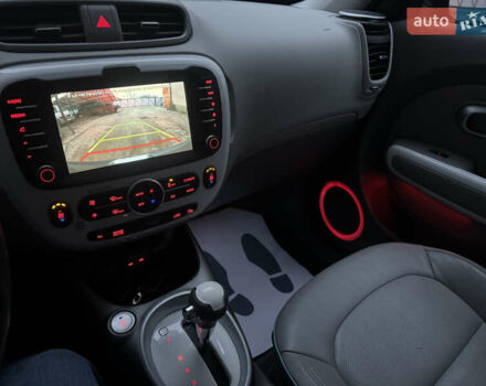 Серый Киа Soul EV, объемом двигателя 0 л и пробегом 118 тыс. км за 7600 $, фото 12 на Automoto.ua