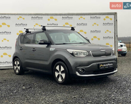 Сірий Кіа Soul EV, об'ємом двигуна 0 л та пробігом 126 тис. км за 5499 $, фото 16 на Automoto.ua