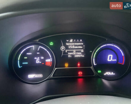 Сірий Кіа Soul EV, об'ємом двигуна 0 л та пробігом 168 тис. км за 9800 $, фото 13 на Automoto.ua