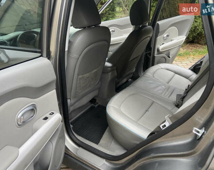 Сірий Кіа Soul EV, об'ємом двигуна 0 л та пробігом 168 тис. км за 9800 $, фото 10 на Automoto.ua