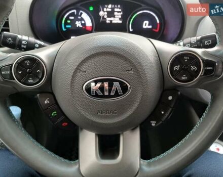 Сірий Кіа Soul EV, об'ємом двигуна 0 л та пробігом 142 тис. км за 6900 $, фото 45 на Automoto.ua