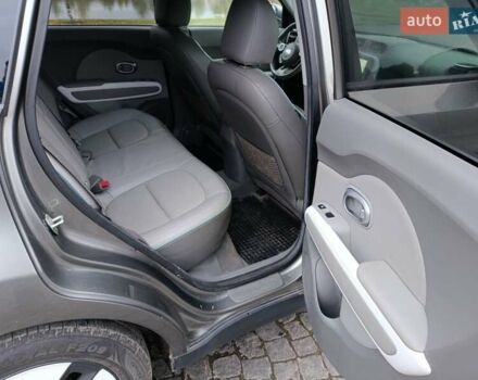 Сірий Кіа Soul EV, об'ємом двигуна 0 л та пробігом 180 тис. км за 9000 $, фото 7 на Automoto.ua