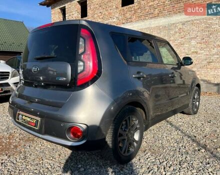 Кіа Soul EV 2015 у Коломые на Automoto.ua Сірий Кіа Soul EV, об'ємом двигуна 0 л та пробігом 152 тис. км за 6499 $, фото 6 на Automoto.ua