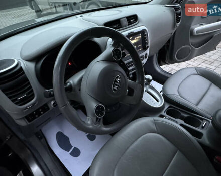 Серый Киа Soul EV, объемом двигателя 0 л и пробегом 118 тыс. км за 7600 $, фото 8 на Automoto.ua