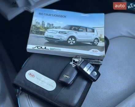 Серый Киа Soul EV, объемом двигателя 0 л и пробегом 160 тыс. км за 9699 $, фото 3 на Automoto.ua