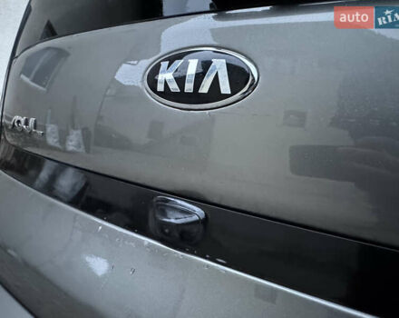 Серый Киа Soul EV, объемом двигателя 0 л и пробегом 118 тыс. км за 7600 $, фото 38 на Automoto.ua