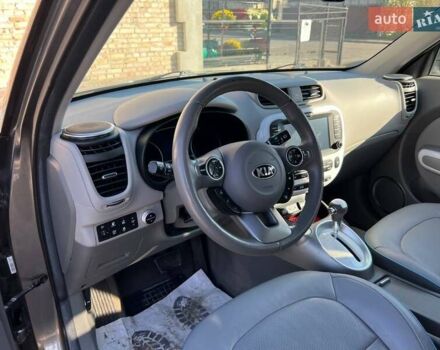 Кіа Soul EV 2015 у Коломые на Automoto.ua Сірий Кіа Soul EV, об'ємом двигуна 0 л та пробігом 152 тис. км за 6499 $, фото 22 на Automoto.ua