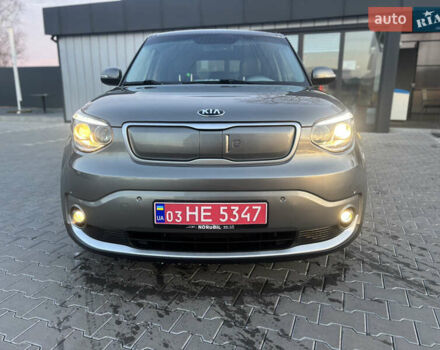 Серый Киа Soul EV, объемом двигателя 0 л и пробегом 117 тыс. км за 6750 $, фото 11 на Automoto.ua