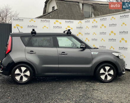 Сірий Кіа Soul EV, об'ємом двигуна 0 л та пробігом 126 тис. км за 5499 $, фото 9 на Automoto.ua