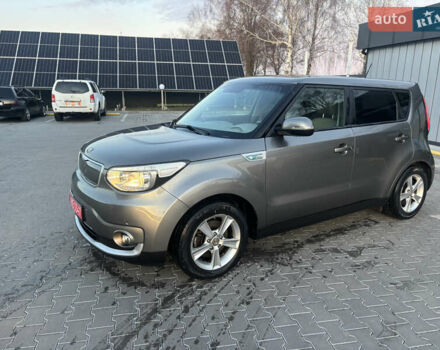 Серый Киа Soul EV, объемом двигателя 0 л и пробегом 117 тыс. км за 6750 $, фото 1 на Automoto.ua