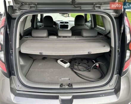 Серый Киа Soul EV, объемом двигателя 0 л и пробегом 165 тыс. км за 8899 $, фото 23 на Automoto.ua