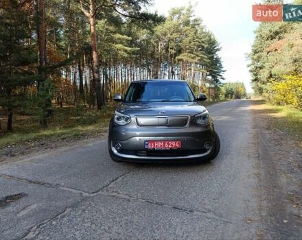 Кіа Soul EV 2015 у Остоге на Automoto.ua Сірий Кіа Soul EV, об'ємом двигуна 0 л та пробігом 98 тис. км за 7700 $, фото 10 на Automoto.ua