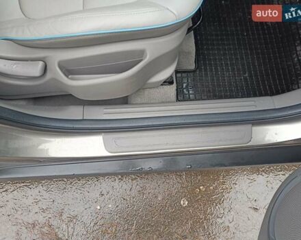 Сірий Кіа Soul EV, об'ємом двигуна 0 л та пробігом 142 тис. км за 6900 $, фото 34 на Automoto.ua