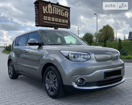 Серый Киа Soul EV, объемом двигателя 0 л и пробегом 78 тыс. км за 8900 $, фото 3 на Automoto.ua