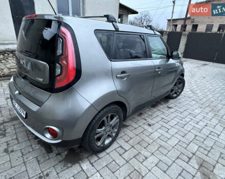 Серый Киа Soul EV, объемом двигателя 0 л и пробегом 118 тыс. км за 7600 $, фото 35 на Automoto.ua