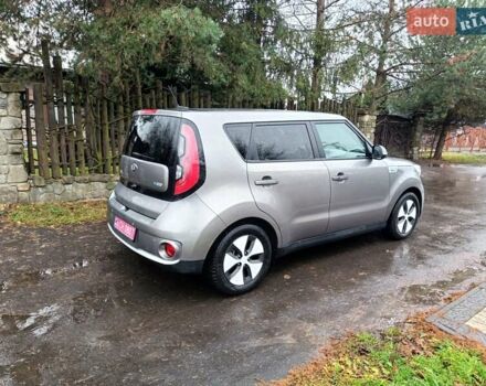 Сірий Кіа Soul EV, об'ємом двигуна 0 л та пробігом 142 тис. км за 6900 $, фото 7 на Automoto.ua