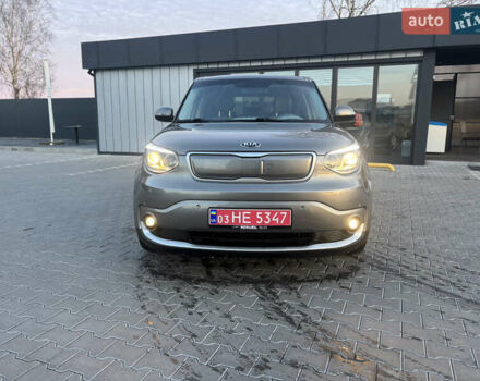 Серый Киа Soul EV, объемом двигателя 0 л и пробегом 117 тыс. км за 6750 $, фото 10 на Automoto.ua