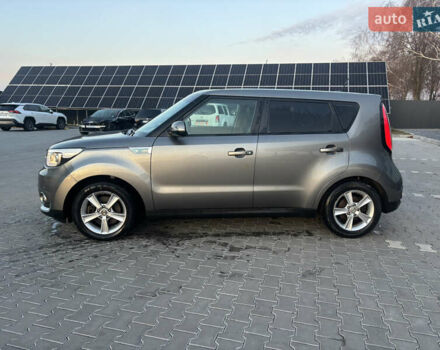Серый Киа Soul EV, объемом двигателя 0 л и пробегом 117 тыс. км за 6750 $, фото 2 на Automoto.ua