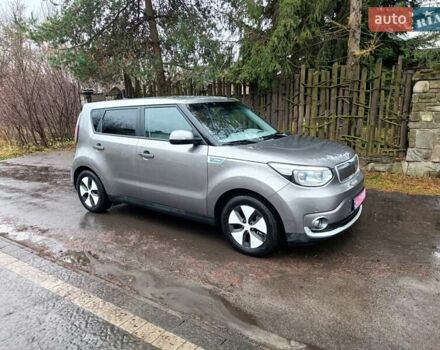 Сірий Кіа Soul EV, об'ємом двигуна 0 л та пробігом 142 тис. км за 6900 $, фото 9 на Automoto.ua