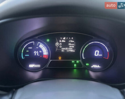Серый Киа Soul EV, объемом двигателя 0 л и пробегом 117 тыс. км за 6750 $, фото 18 на Automoto.ua