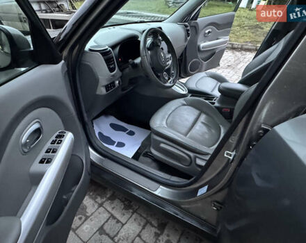 Серый Киа Soul EV, объемом двигателя 0 л и пробегом 118 тыс. км за 7600 $, фото 6 на Automoto.ua