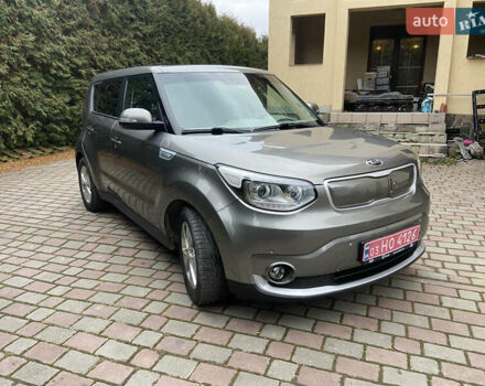 Сірий Кіа Soul EV, об'ємом двигуна 0 л та пробігом 168 тис. км за 9800 $, фото 1 на Automoto.ua