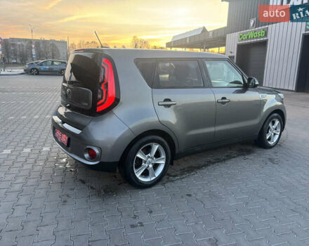 Серый Киа Soul EV, объемом двигателя 0 л и пробегом 117 тыс. км за 6750 $, фото 6 на Automoto.ua