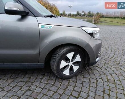 Сірий Кіа Soul EV, об'ємом двигуна 0 л та пробігом 180 тис. км за 9000 $, фото 11 на Automoto.ua