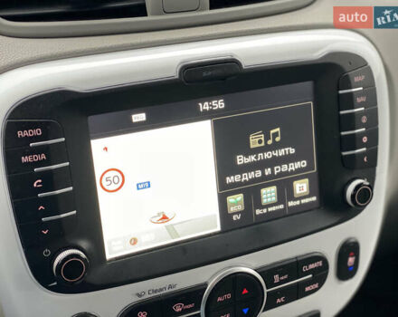 Сірий Кіа Soul EV, об'ємом двигуна 0 л та пробігом 126 тис. км за 5499 $, фото 30 на Automoto.ua