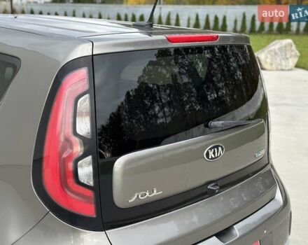 Киа Soul EV 2016 в Луцке на Automoto.ua Серый Киа Soul EV, объемом двигателя 0 л и пробегом 110 тыс. км за 9599 $, фото 7 на Automoto.ua