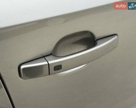 Киа Soul EV 2016 в Луцке на Automoto.ua Серый Киа Soul EV, объемом двигателя 0 л и пробегом 110 тыс. км за 9599 $, фото 24 на Automoto.ua