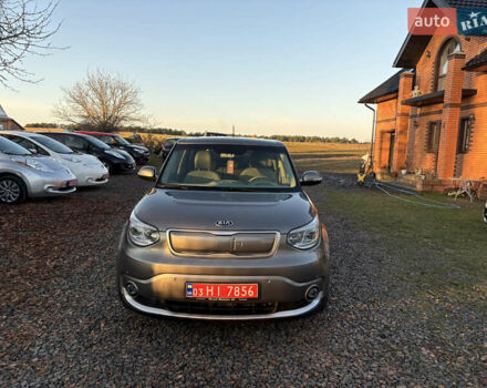 Серый Киа Soul EV, объемом двигателя 0 л и пробегом 99 тыс. км за 6000 $, фото 1 на Automoto.ua