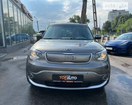 Сірий Кіа Soul EV, об'ємом двигуна 0 л та пробігом 67 тис. км за 13800 $, фото 1 на Automoto.ua