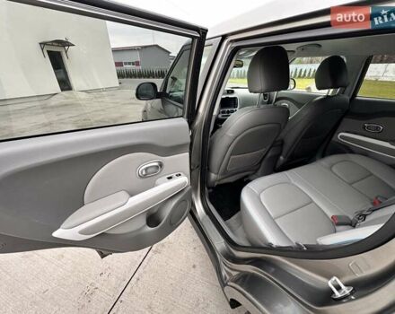 Серый Киа Soul EV, объемом двигателя 0 л и пробегом 181 тыс. км за 8299 $, фото 14 на Automoto.ua