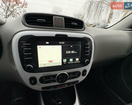 Серый Киа Soul EV, объемом двигателя 0 л и пробегом 113 тыс. км за 6100 $, фото 26 на Automoto.ua