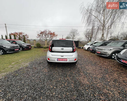Серый Киа Soul EV, объемом двигателя 0 л и пробегом 113 тыс. км за 6100 $, фото 5 на Automoto.ua