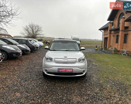 Серый Киа Soul EV, объемом двигателя 0 л и пробегом 113 тыс. км за 6100 $, фото 9 на Automoto.ua
