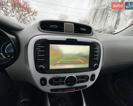 Серый Киа Soul EV, объемом двигателя 0 л и пробегом 113 тыс. км за 6100 $, фото 27 на Automoto.ua