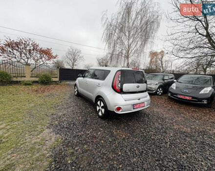 Серый Киа Soul EV, объемом двигателя 0 л и пробегом 113 тыс. км за 6100 $, фото 6 на Automoto.ua