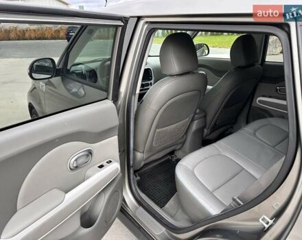 Киа Soul EV 2016 в Луцке на Automoto.ua Серый Киа Soul EV, объемом двигателя 0 л и пробегом 110 тыс. км за 9599 $, фото 20 на Automoto.ua