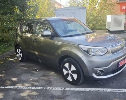 Серый Киа Soul EV, объемом двигателя 0 л и пробегом 99 тыс. км за 8500 $, фото 6 на Automoto.ua