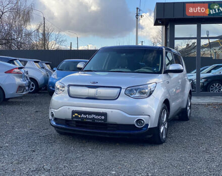 Серый Киа Soul EV, объемом двигателя 0 л и пробегом 113 тыс. км за 10700 $, фото 1 на Automoto.ua