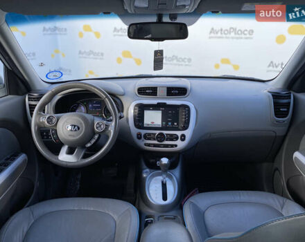 Серый Киа Soul EV, объемом двигателя 0 л и пробегом 113 тыс. км за 10700 $, фото 24 на Automoto.ua