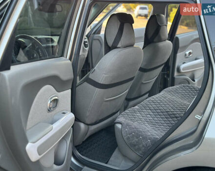 Серый Киа Soul EV, объемом двигателя 0 л и пробегом 128 тыс. км за 8000 $, фото 25 на Automoto.ua