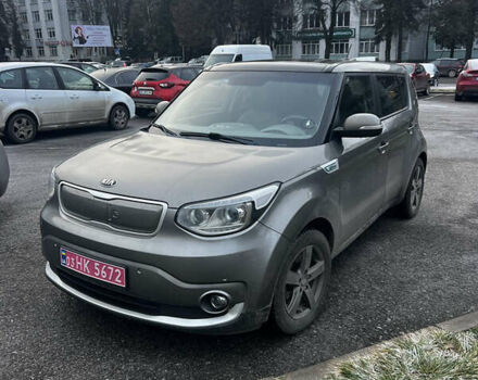 Серый Киа Soul EV, объемом двигателя 0 л и пробегом 162 тыс. км за 10500 $, фото 2 на Automoto.ua