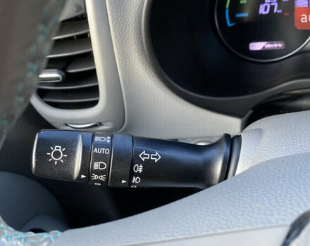 Серый Киа Soul EV, объемом двигателя 0 л и пробегом 113 тыс. км за 10700 $, фото 33 на Automoto.ua