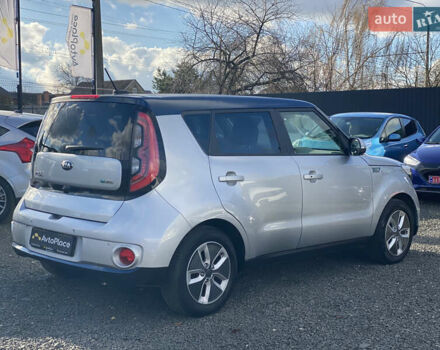 Серый Киа Soul EV, объемом двигателя 0 л и пробегом 113 тыс. км за 10700 $, фото 14 на Automoto.ua