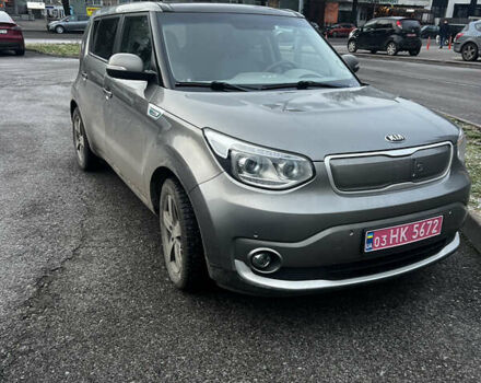 Серый Киа Soul EV, объемом двигателя 0 л и пробегом 162 тыс. км за 10500 $, фото 1 на Automoto.ua