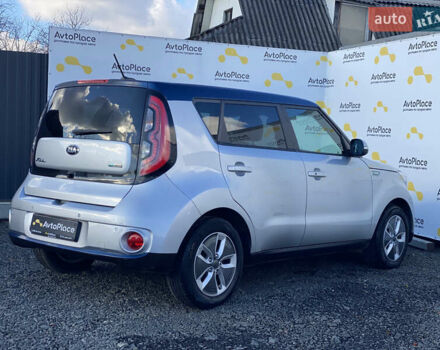 Серый Киа Soul EV, объемом двигателя 0 л и пробегом 113 тыс. км за 10700 $, фото 61 на Automoto.ua
