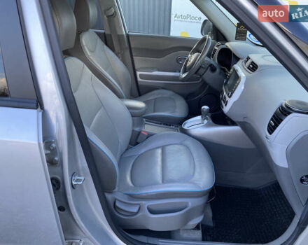 Серый Киа Soul EV, объемом двигателя 0 л и пробегом 113 тыс. км за 10700 $, фото 47 на Automoto.ua